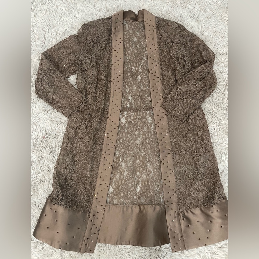 🏵️3 Piece Elegant Lace and Satin Tan Pants Suit